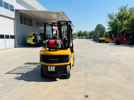 LPG forklift CATERPILLAR